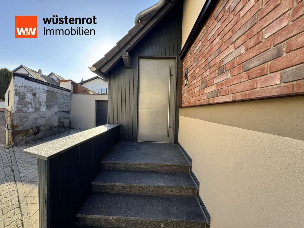 Immobilie in Framersheim - +++FRAMERSHEIM: KELLERSTR.: KOMPLETT MODERNISIERTES EINFAMILEINHAUS MIT TERRASSE (OHNE GARTEN)+++ - Bild 3