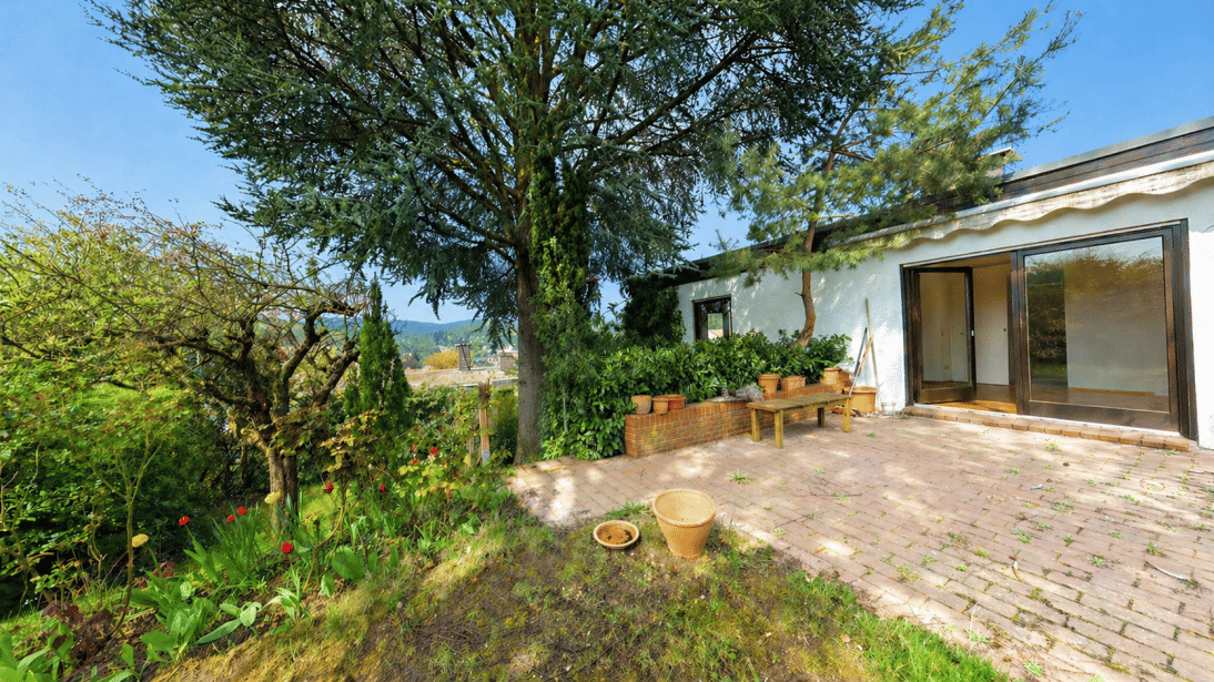 Immobilie in Bammental - Einfamilienhaus in begehrter Lage mit Garten und Panoramablick bis in den Odenwald - Bild 0