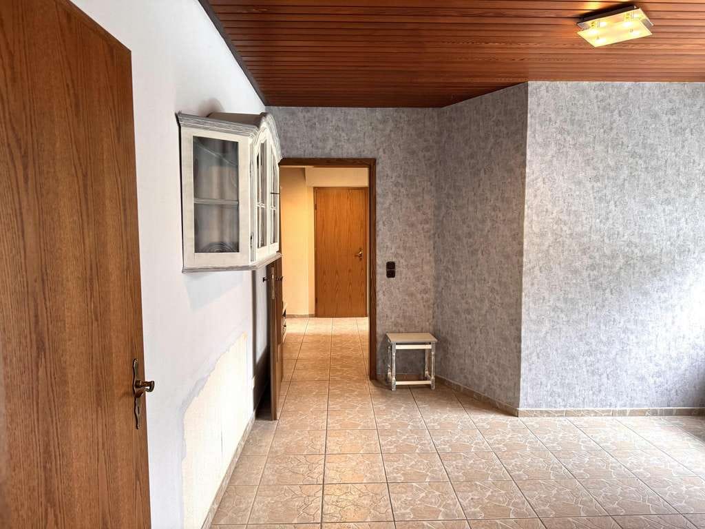 Immobilie in Borod - Einfamilienhaus mit einzigartigem Naturgrundstück und Teichanlage - Bild 4