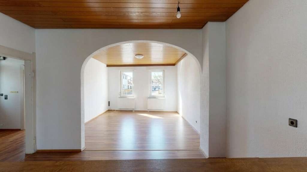 Immobilie in Landau in der Pfalz - Charmante 3-Zimmer-Erdgeschosswohnung mit Veranda in zentraler Lage von Landau - Bild 0