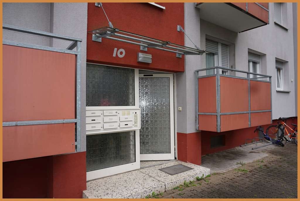 Immobilie in Gengenbach - Ihre Kapitalanlage: 4-Zimmer-Dachgeschosswohnung mit Garage und Stellplatz in guter Lage! - Bild 3