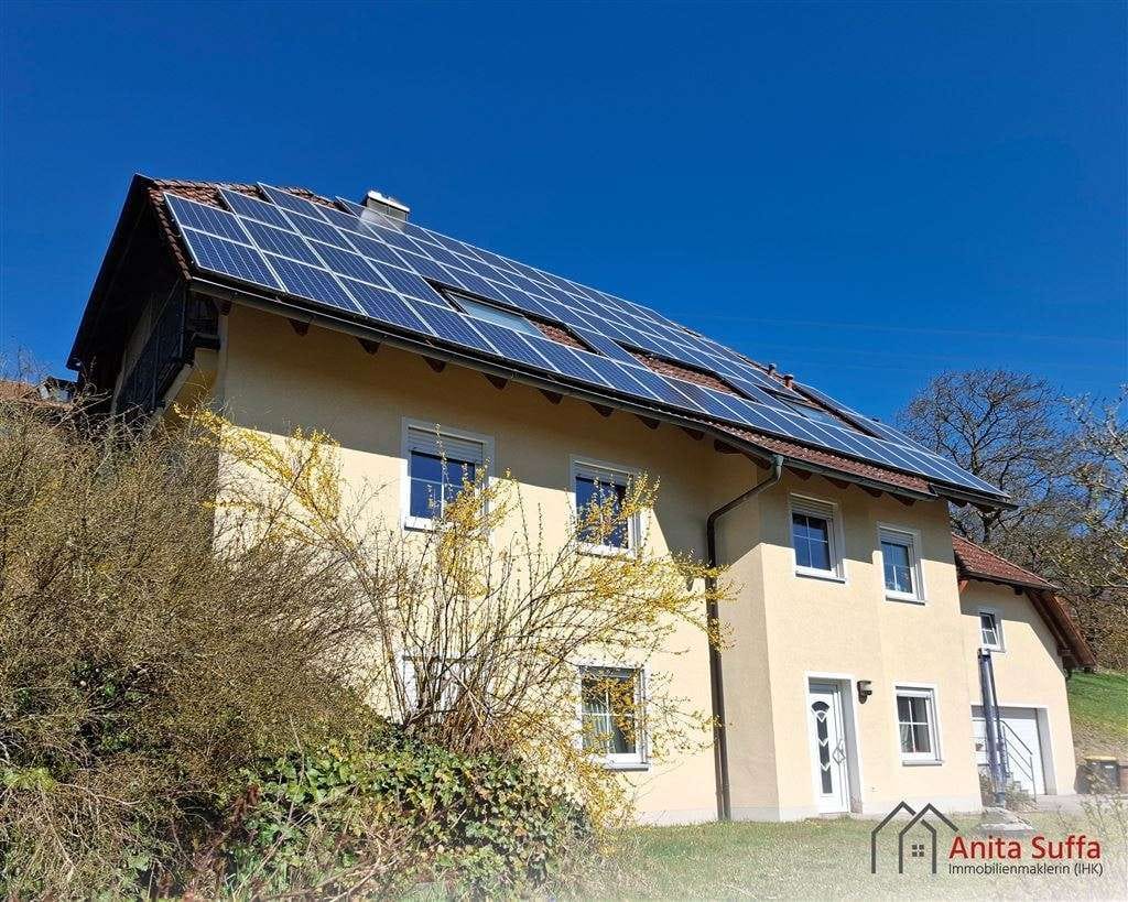 Immobilie in Scheinfeld - Licht, Raum & Panorama – Stilvolles Anwesen mit vielseitigen Nutzungsmöglichkeiten - Bild 4