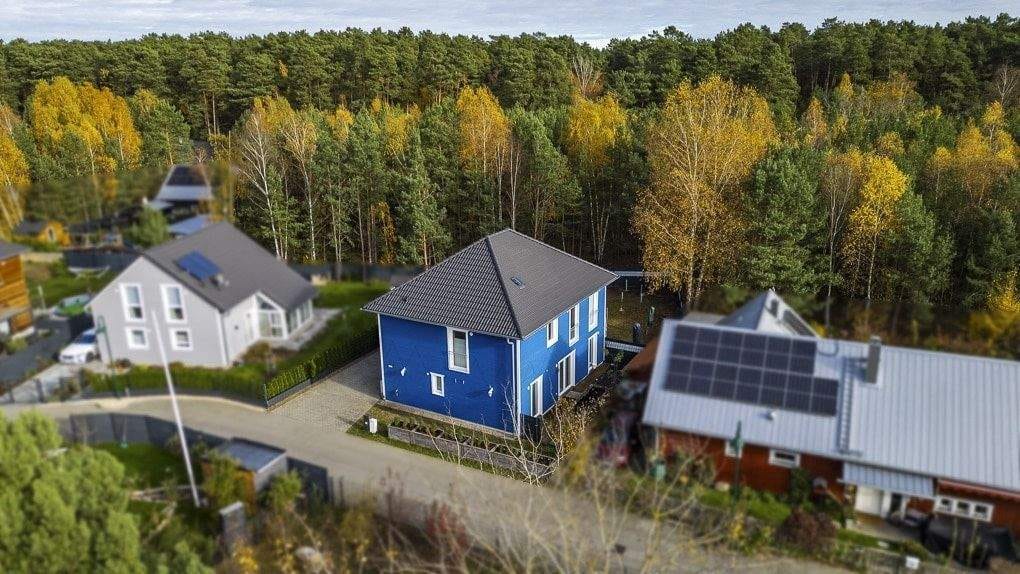 Immobilie in Borkwalde - Erst Vermieter, dann Eigennutzer! Großzügiges Einfamilienhaus in ruhiger Lage - Bild 1