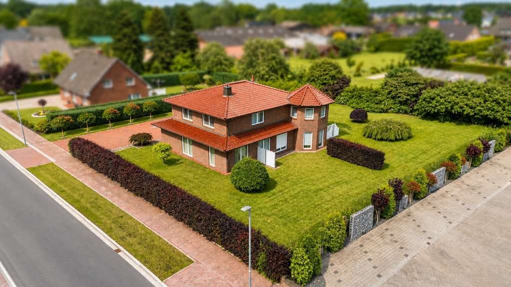 Immobilie in Bösel - Hochwertige Bauqualität, außergewöhnliche Architektur - Ihr neues Familienparadies in Bösel - Bild 1