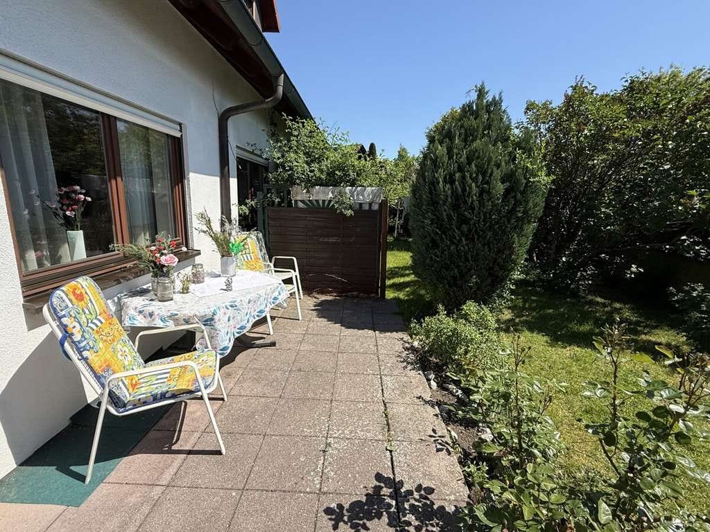 Immobilie in Obersontheim - GEPFLEGTES
EINFAMILIENWOHNHAUS MIT GARTEN UND GARAGE - Bild 2