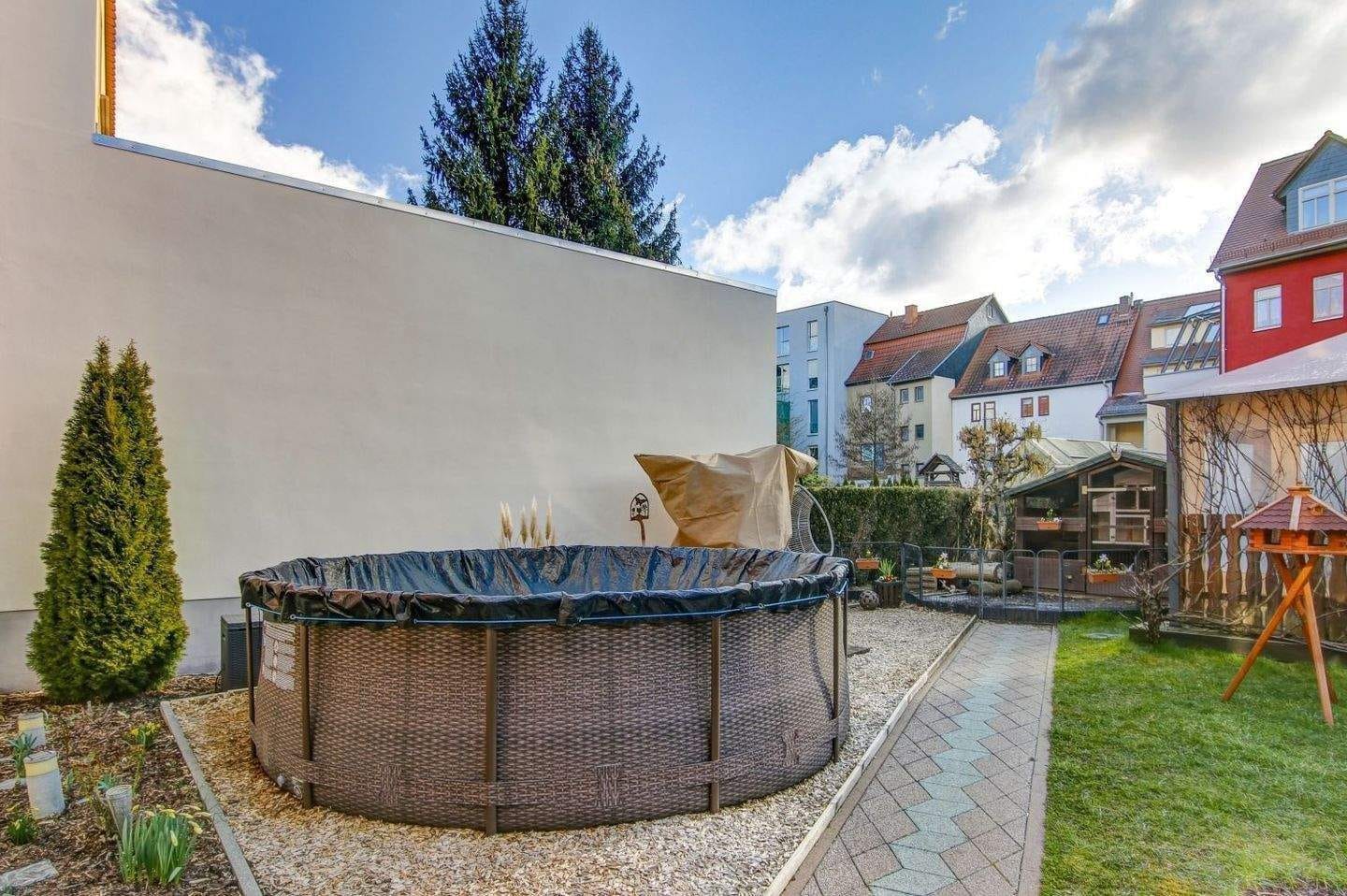 Immobilie in Gumperda - Gepflegtes MFH Mehrfamilienhaus Haus mit 3 WE | Terrasse | Garten | Altstadt | Kahla bei Jena - Bild 2