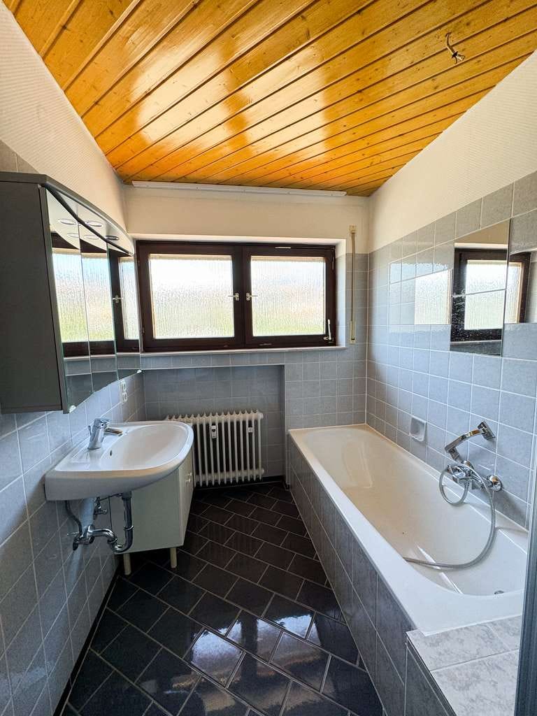Immobilie in Schömberg - idyllische 3-Zimmer-Wohnung in ruhiger Lage - Bild 2