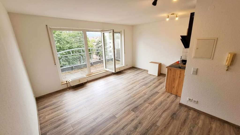 Immobilie in Kernen im Remstal - Charmantes 1-Zimmer-Apartment mit Dachterrasse, Aufzug und Stellplatz in Rommelshausen - Bild 2