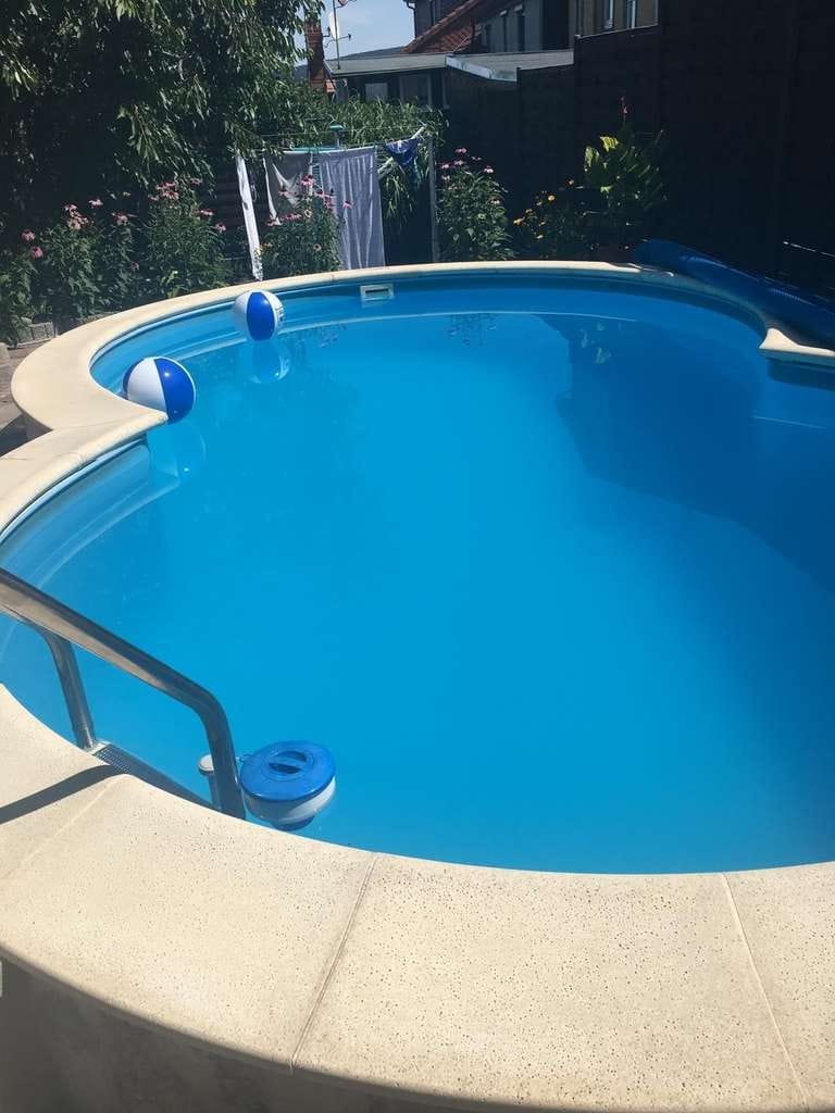 Immobilie in Tambach-Dietharz - Einfamilienhaus mit wunderschönem Garten, Carport, Swimmingpool und Fischteich - Bild 4