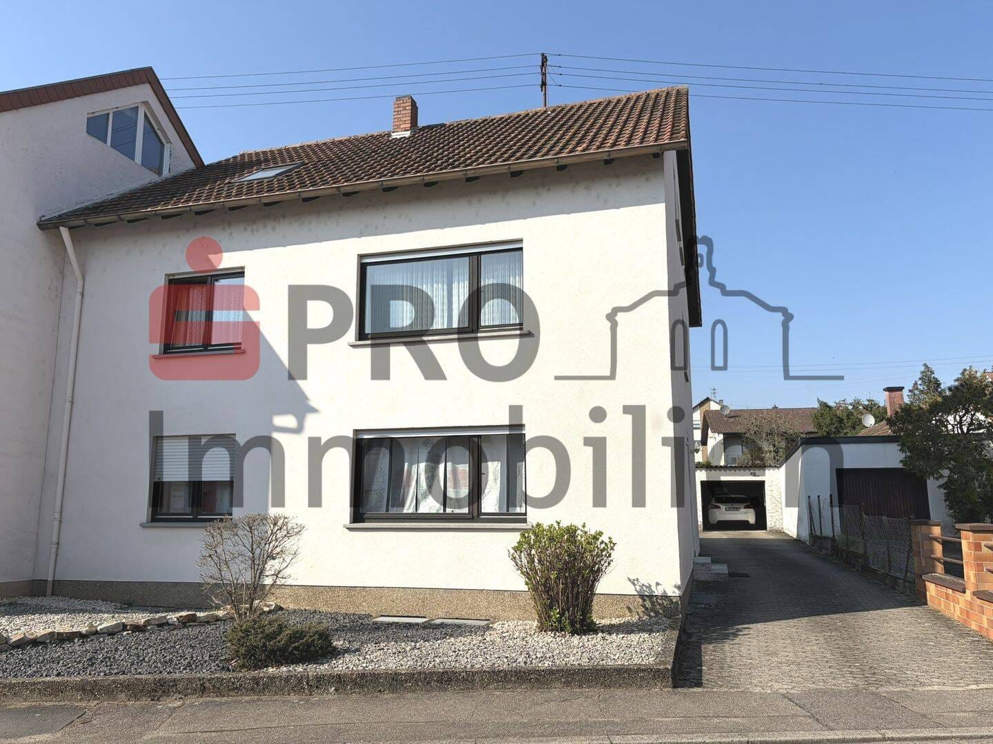 Immobilie in Kleinblittersdorf - Zwei-/Dreifamilienhaus, ehemalige Schreinerei und Bauplatz! - Bild 0
