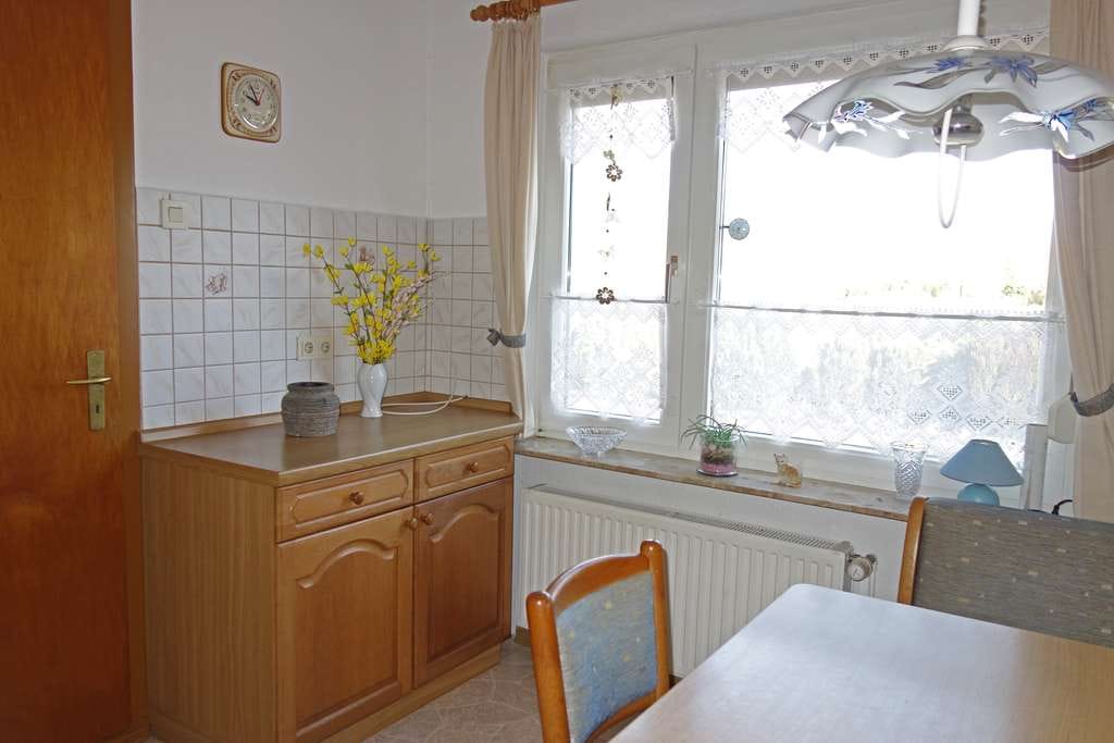 Immobilie in Wangerland - Malerisch wohnen in Minsen - Charmanter Bungalow mit traumhaftem Garten in absolut ruhiger Lage! - Bild 4