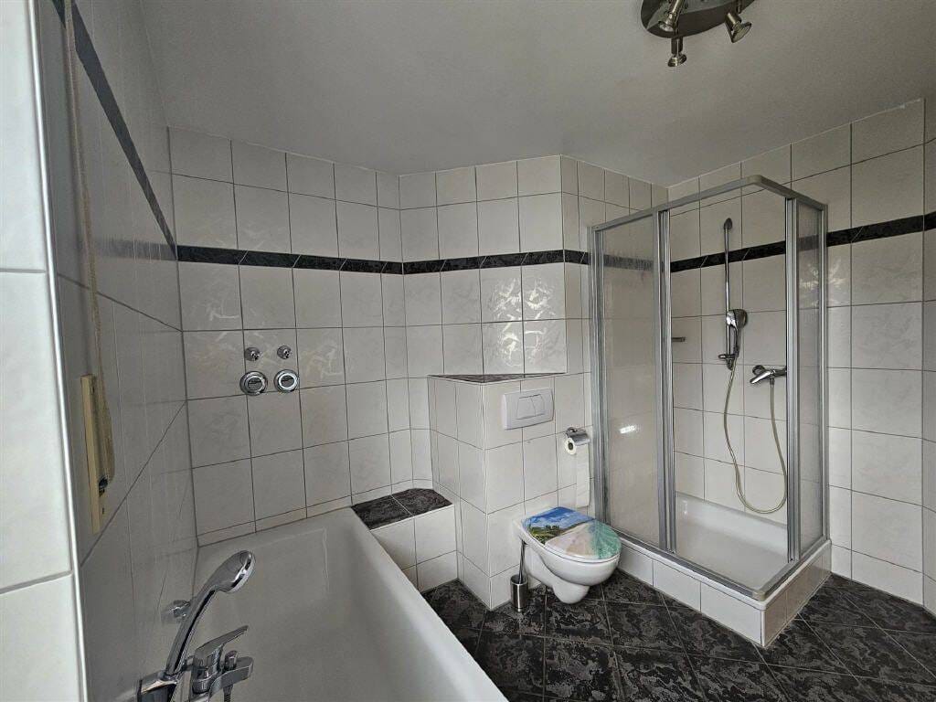 Immobilie in Geisenhausen - 2,5-Zimmer-Eigentumswohnung mit Südbalkon, Blick ins Grüne - Bild 3