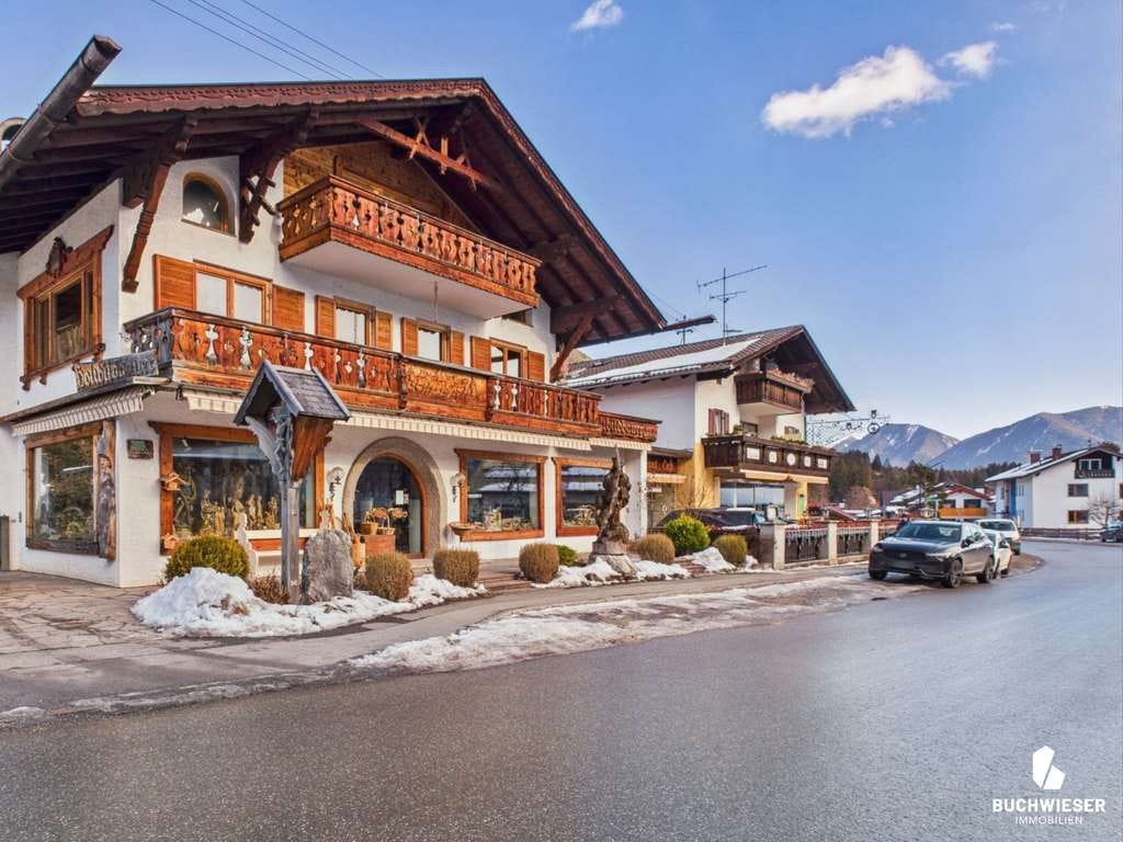 Immobilie in Grainau - Alpines Juwel in bester Zentrumslage von Grainau – Wohnen, Handwerk & Charakter unter der Zugspitze - Bild 1