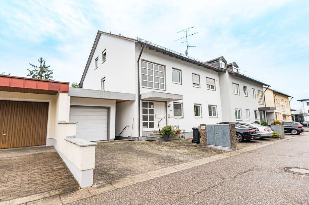 Immobilie in Straubing - Charmante Dachgeschosswohnung in Straubing - Ihr neues Zuhause oder Investment - Bild 0