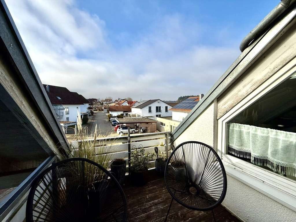 Immobilie in Uhldingen-Mühlhofen - Ein Zuhause zum Wohlfühlen: 4-Zimmer-Maisonette in ruhiger Wohnlage mit PKW-Stellplatz & Tiefgarage - Bild 4