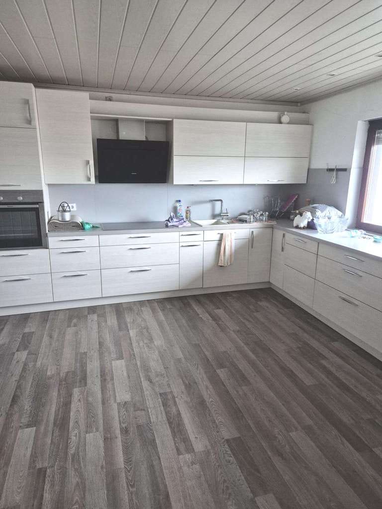 Immobilie in Malsch - Großes Einfamilienhaus in zweiter Reihe, traumhaft schöne Aussichtslage, Blick in die Rheinebene - Bild 4