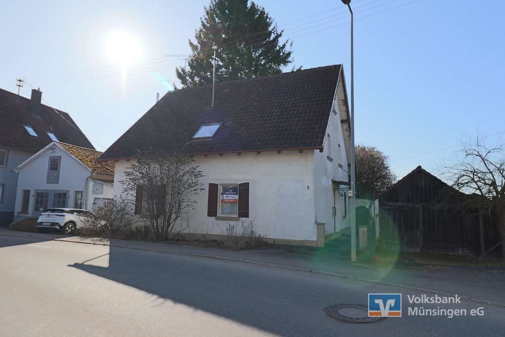 Immobilie in Pfronstetten - Idyllisches Einfamilienhaus mit großem Garten am Ortsrand von Tigerfeld! - Bild 1