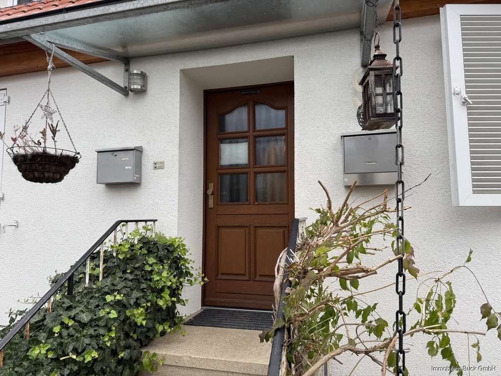 Immobilie in Kuchen - Sowas gibt es nicht so oft... viel Platz, eigene Garage und Gartenanteil zum Kauf - Bild 0