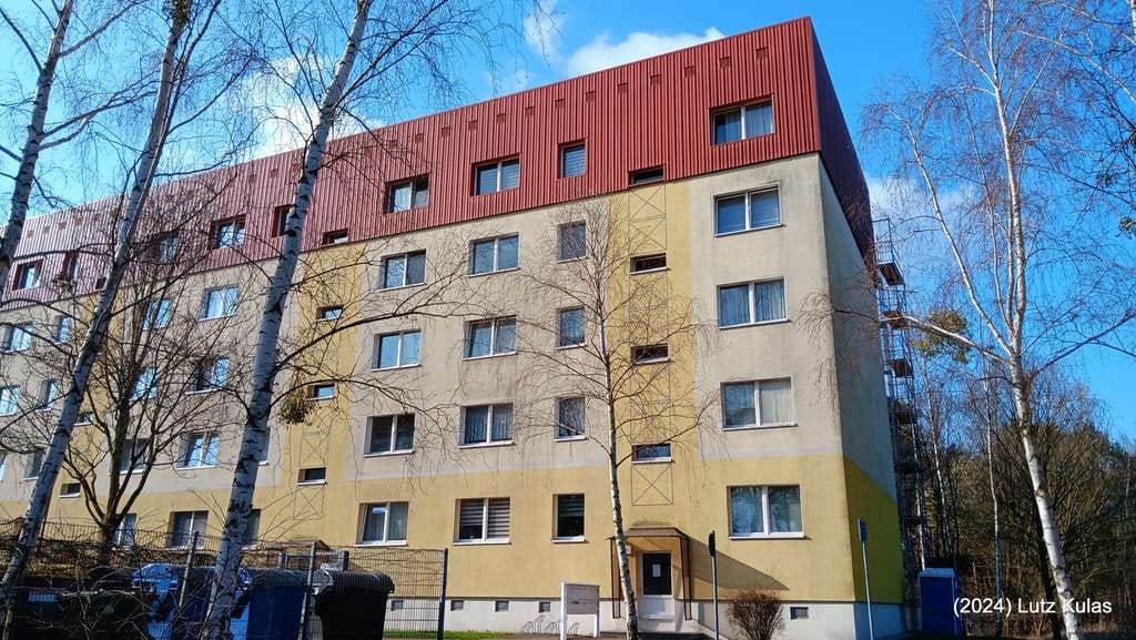 Immobilie in Dessau-Roßlau - vermietete 3-Raum-Wohnung mit Balkon - Bild 0