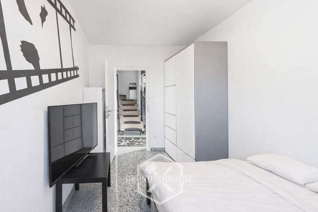 Immobilie in Neuffen - Wohnen mit Weitblick: Exklusive Maisonette mit Burgblick & großer Terrasse - Bild 4
