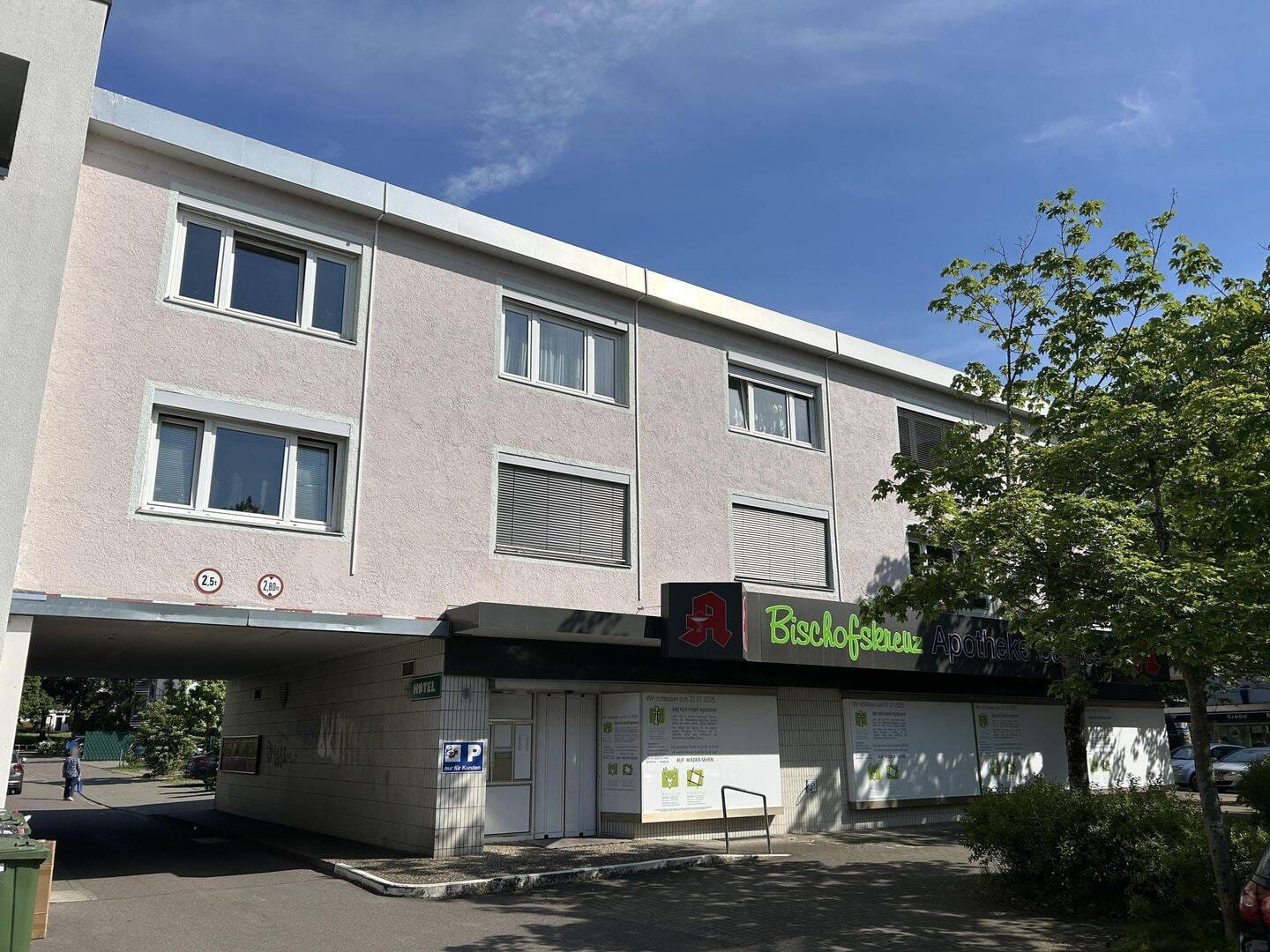 Immobilie in Freiburg im Breisgau - Immobilienpaket  - Bild 2