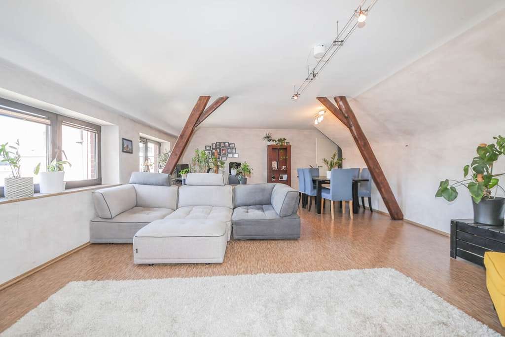 Immobilie in Korschenbroich - Gepflegte Maisonettewohnung mit Balkon, Gartenanteil und Stellplatz 
in ruhiger Wohnlage in Kleinen - Bild 0