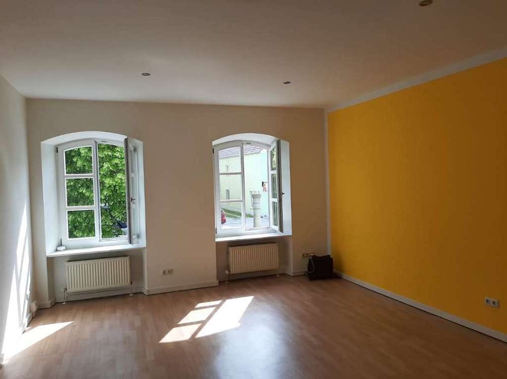Immobilie in Ortenburg - Charmante Altbauwohnung mit Geschichte und Herz – 4 Zimmer in Ortenburg - Bild 1