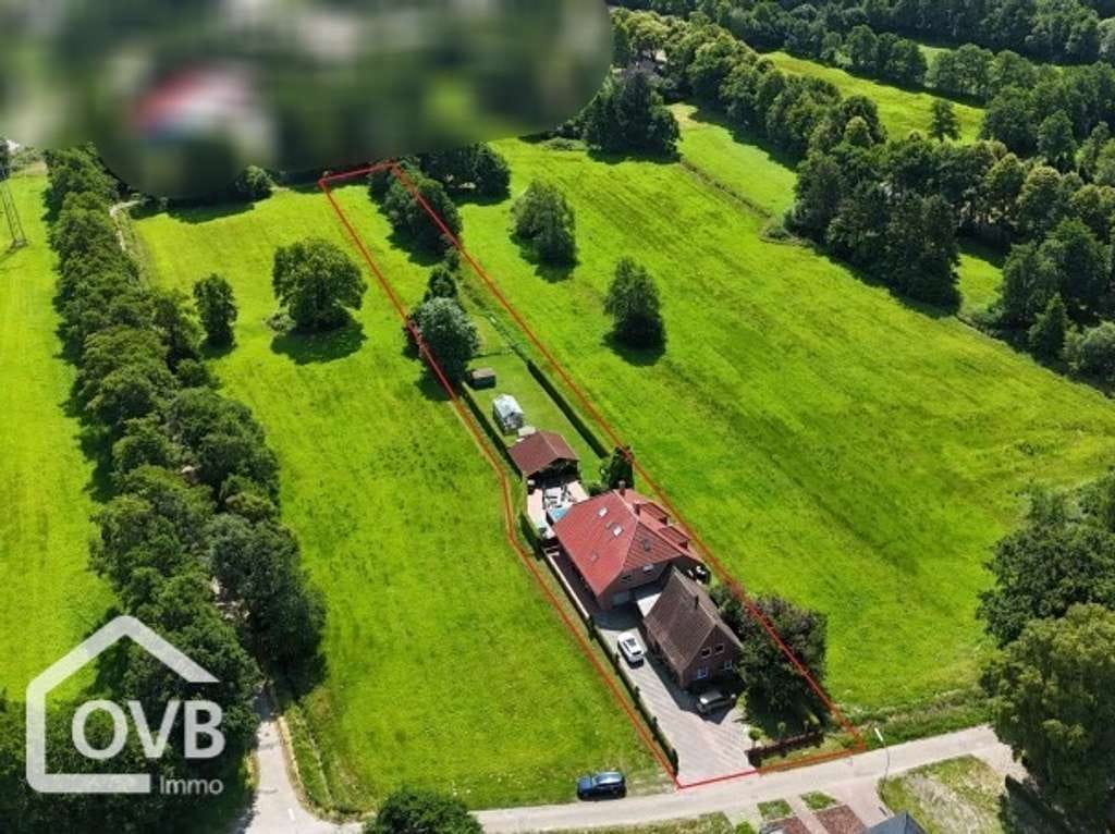Immobilie in Papenburg - Zwei Wohnhäuser auf großzügigem Grundstück in zentraler und zugleich ruhiger Lage von Papenburg! - Bild 1