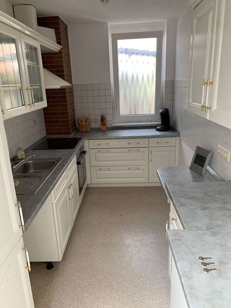 Immobilie in Hofheim am Taunus - **  Charmantes Haus mit vielen Nutzungsmöglichkeiten  ** - Bild 4
