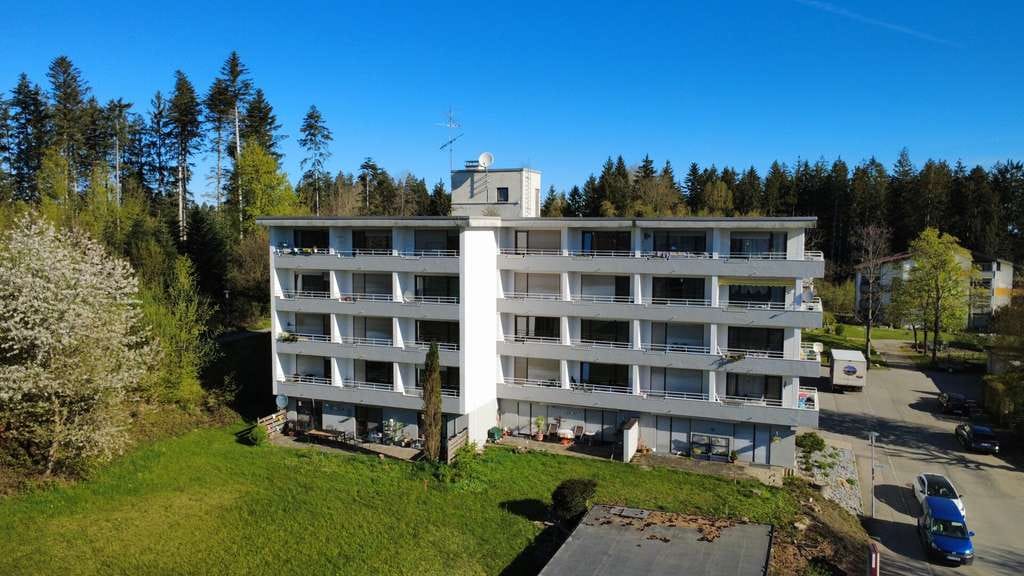 Immobilie in Lindenberg im Allgäu - Kleinwohnung in bester Aussichtslage - sofort verfügbar! - Bild 1