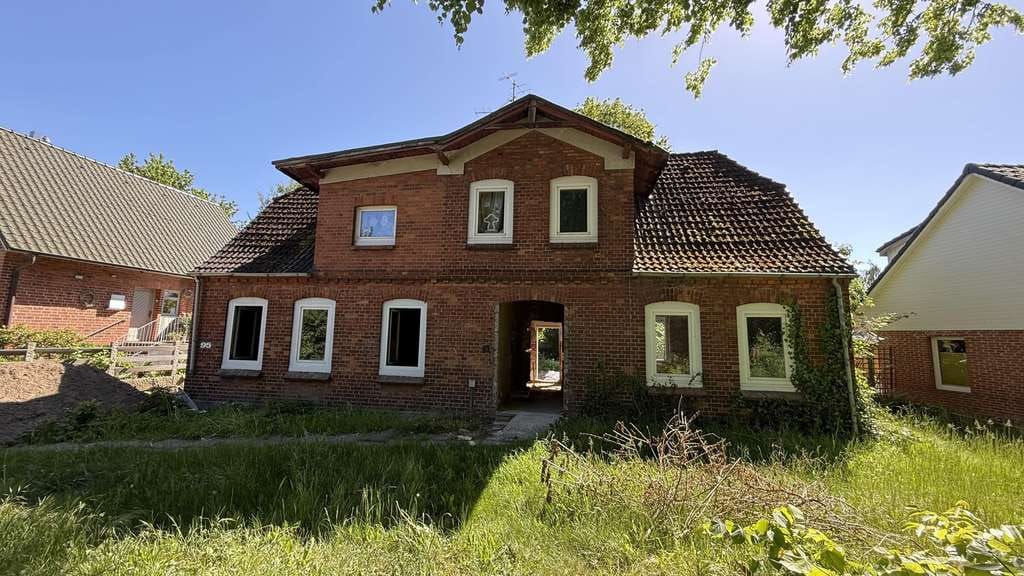 Immobilie in Stockelsdorf - Haus aus Jahrhundertwende - Bild 1