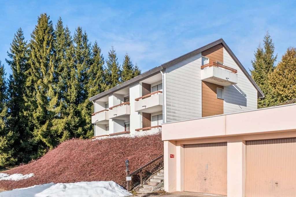 Immobilie in Lenzkirch - Großzügiges Apartment mit Südbalkon in Aussichtslage - Bild 1