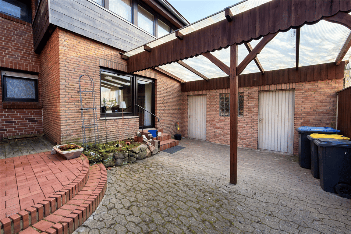 Immobilie in Hörstel - Einfamilienhaus mit großem Grundstück, zwei Garagen und vielseitigem Platzangebot in Hörstel-Riesenbeck - Bild 4