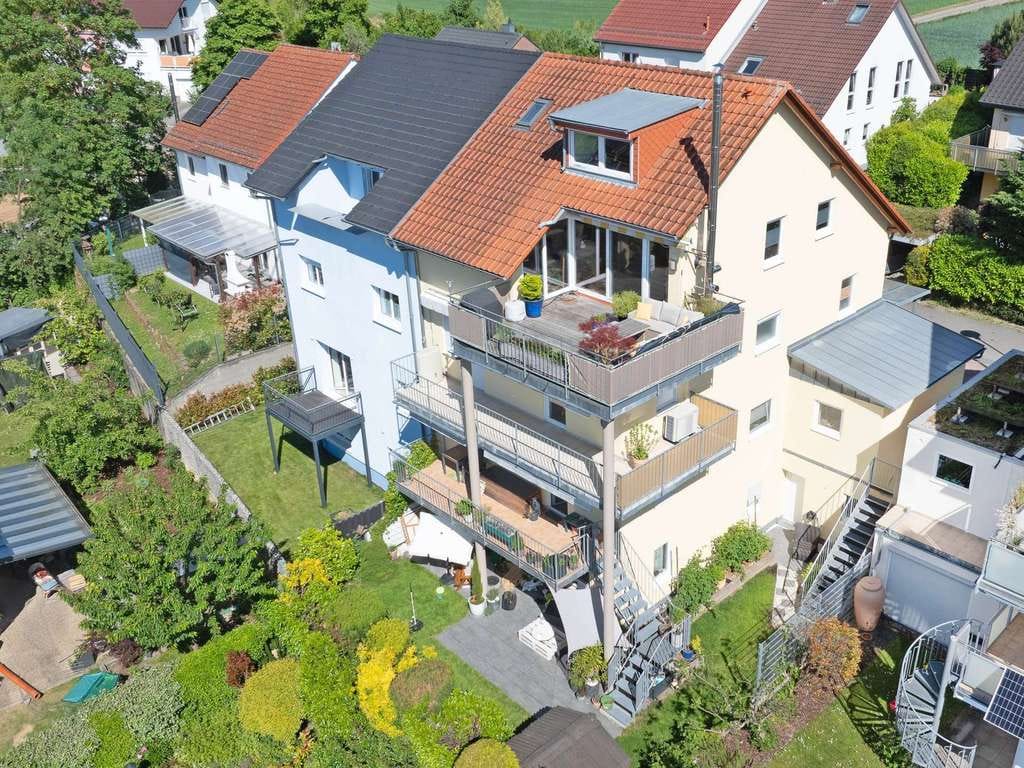 Immobilie in Mauer - Hausgefühl auf drei Ebenen - Exklusiv Wohnen mit Garten, Dachterrasse und Panoramablick in Mauer - Bild 1
