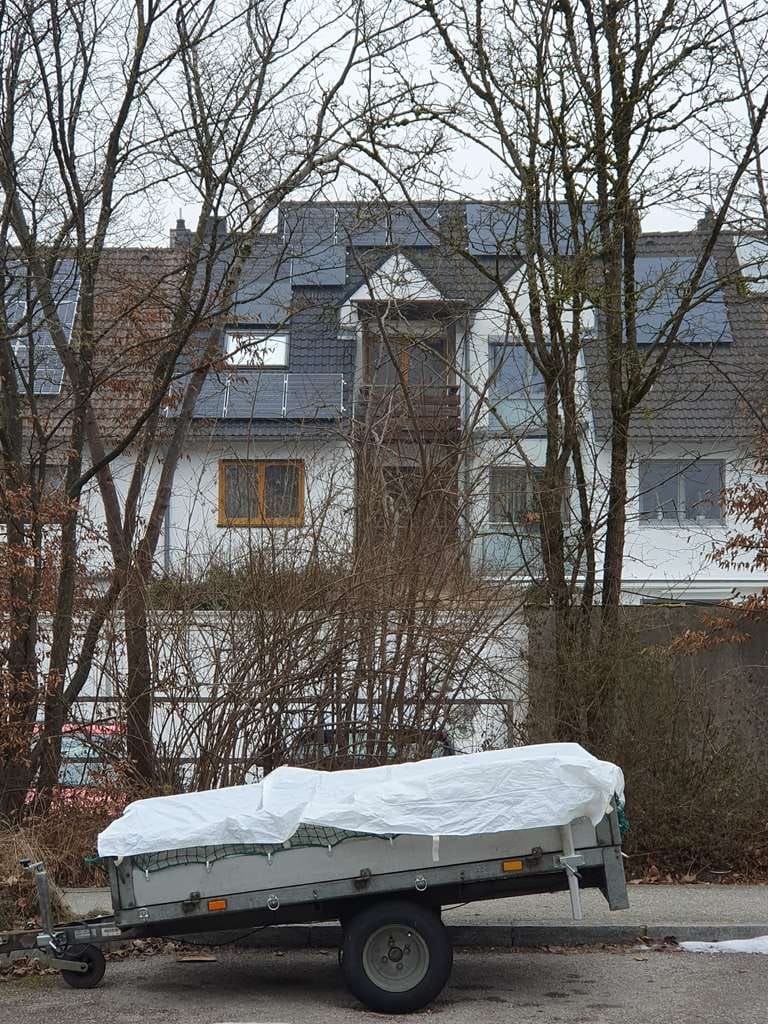 Immobilie in Kirchheim bei München - Ideal für Familien im Lindenviertel (6 Zimmer, Wärmepumpe, Solar, Garage, Garten, Balkone, Sauna) - Bild 0