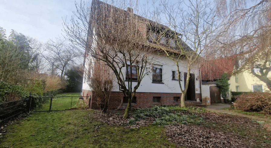 Immobilie in Hasbergen - Charmantes Einfamilienhaus mit Wintergarten, viel Platz & großem Potenzial in zentraler Lage von Hasbergen - Bild 0