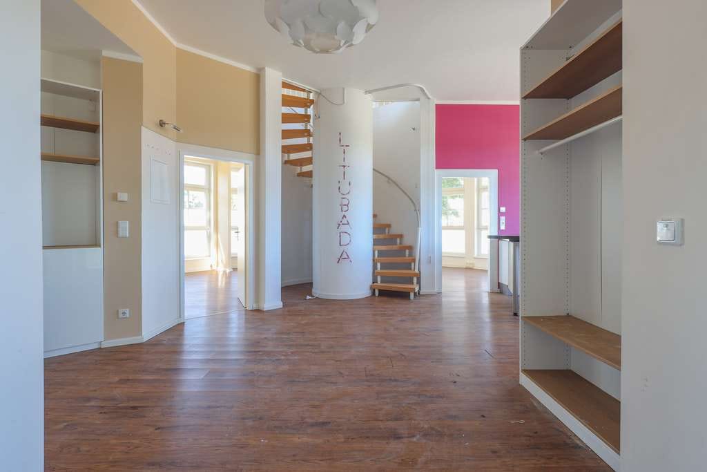 Immobilie in Dallgow-Döberitz - Außergewöhnliche Maisonette in Dallgow-Döberitz – Wohnen zwischen Natur und Metropole - Bild 2