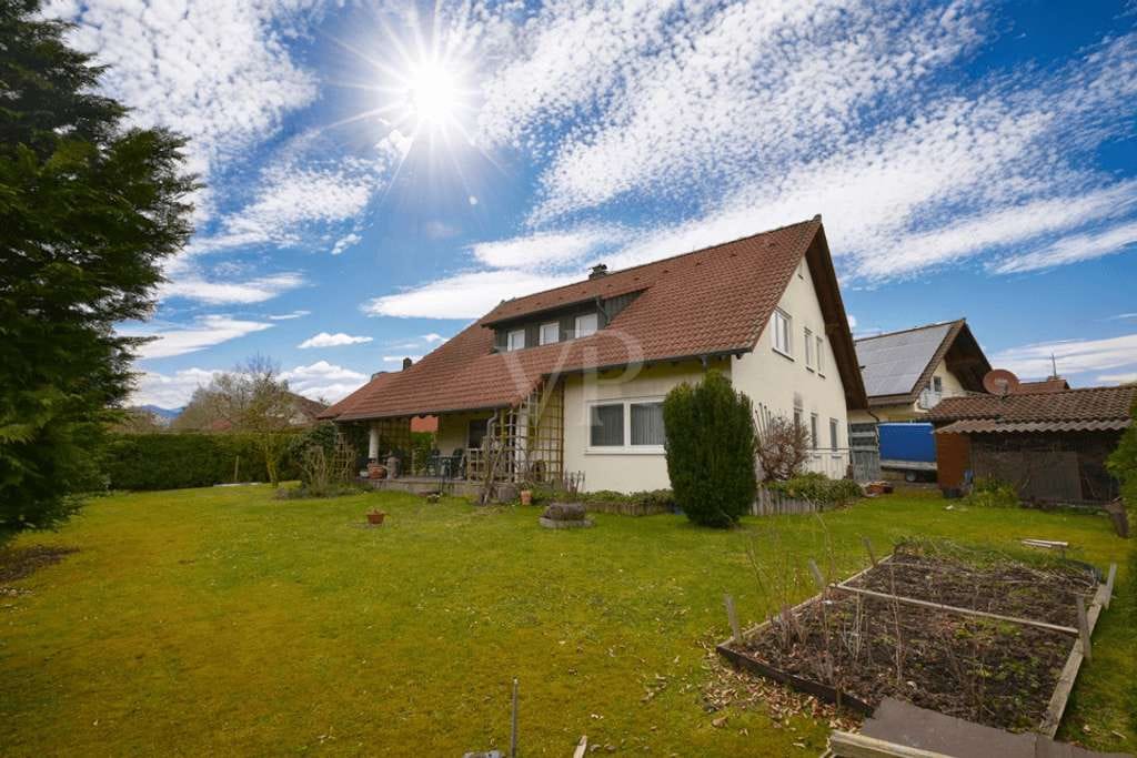 Immobilie in Obersontheim - Gepflegtes Zweifamilienhaus in unverbaubarer Randlage und vielen Highlights - Bild 2