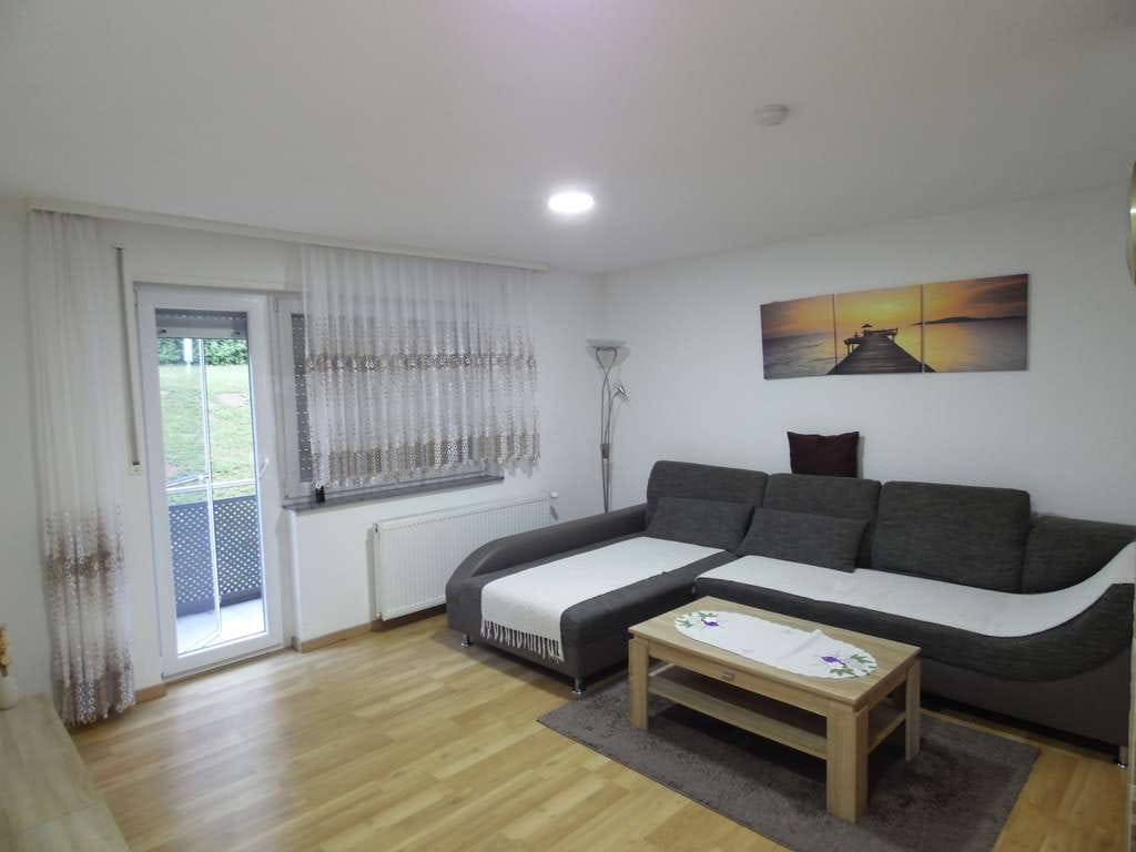 Immobilie in Neckarzimmern - gepflegte Erdgeschosswohnung in Neckarzimmern - Bild 1