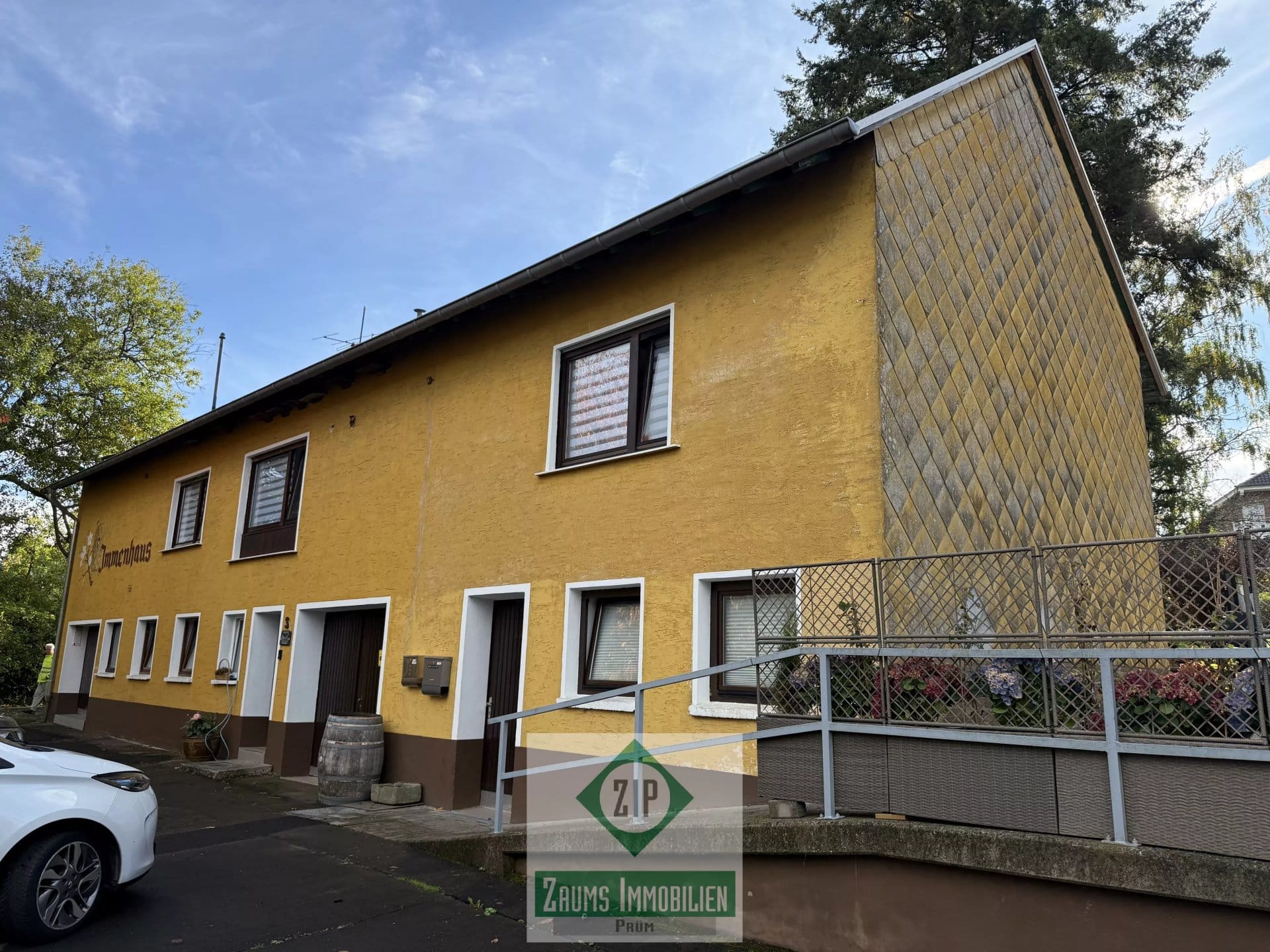 Immobilie in Oberstadtfeld - Wohnhaus mit Imkerei, Werkstatt und Hofladen mitten im Grünen der Vulkaneifel in Wallenborn - Bild 2
