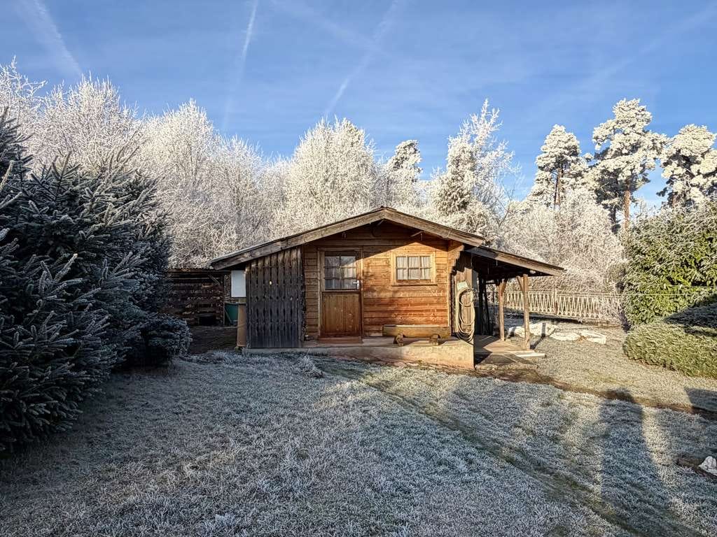 Immobilie in Kelbra (Kyffhäuser) - Ihr eigenes Urlaubsparadies: Gemütlicher Ferienbungalow mit uneinsehbarem Garten und Außenstellplatz - Bild 4