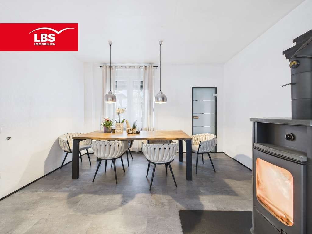 Immobilie in Bad Hönningen - Einziehen & Wohlfühlen: Kernsanierter Familientraum mit Garten - Bild 1
