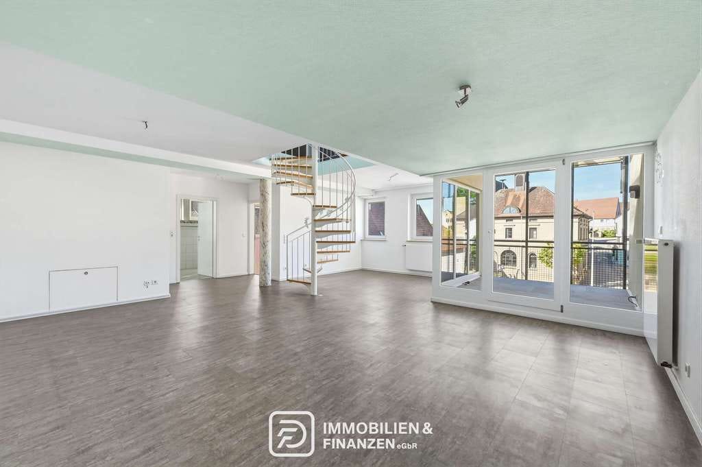 Immobilie in Eberstadt - Einziehen & wohlfühlen: Helle Maisonettewohnung mit besonderem Raumkonzept in Eberstadt - Bild 1