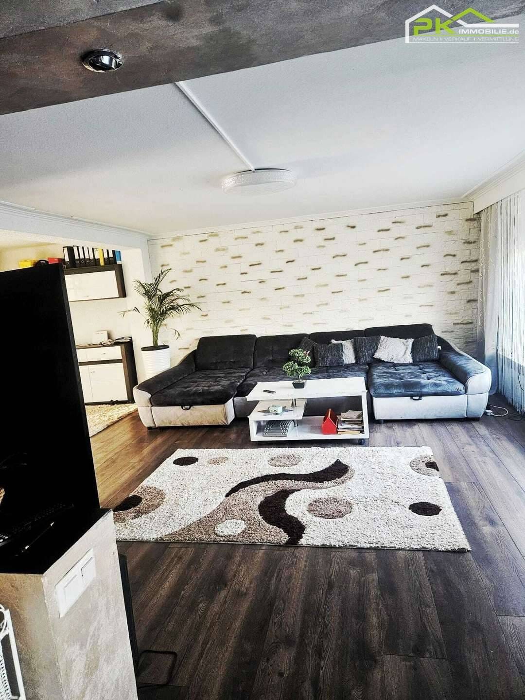 Immobilie in Bad Nauheim - Doppelhaus mit ausgebautem Untergeschoss großer Garage und Garten! TOP für selbständige Hadwerker! - Bild 3