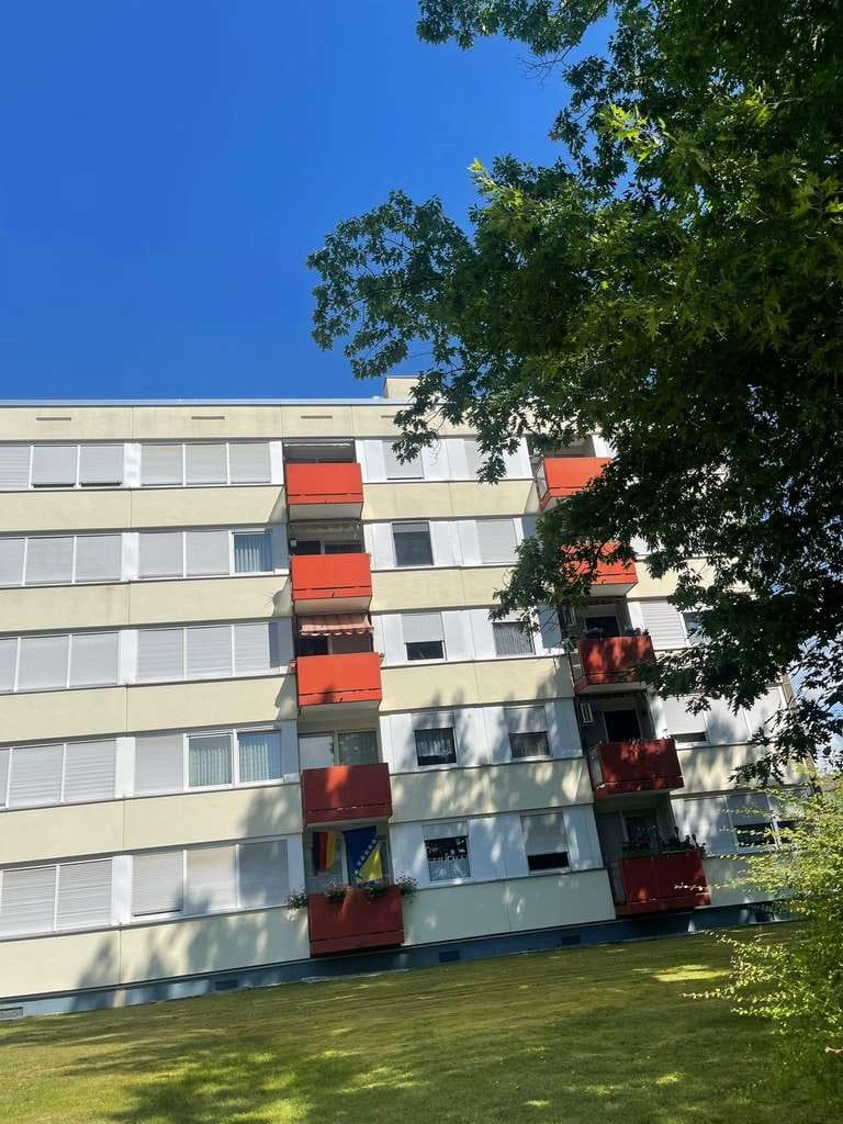Immobilie in Dormagen - Moderne Wohnung in Dormagen mit Balkon und Aufzug - Bild 1