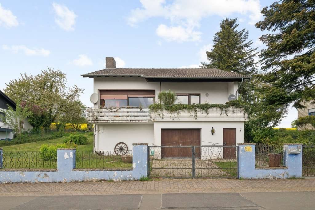 Immobilie in Mörsfeld - Idylle am Feldrand & Raum zum Wachsen – Haus mit großer Ausbaureserve! - Bild 1
