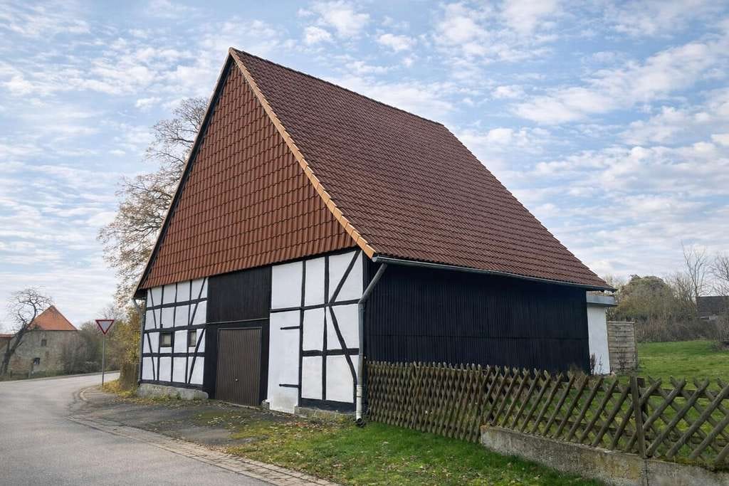 Immobilie in Elze - Die "alte Schmiede" – charaktervolles Fachwerkhaus mit großem Grundstück - Bild 4