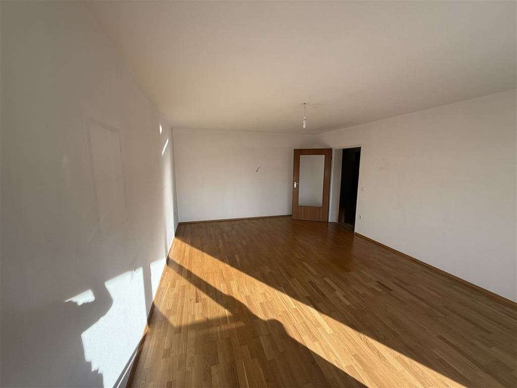 Immobilie in Leinzell - Wohnen mit Weitblick - Sonnige 3-Zimmer-Wohnung in begehrter Hanglage von Leinzell - Bild 4