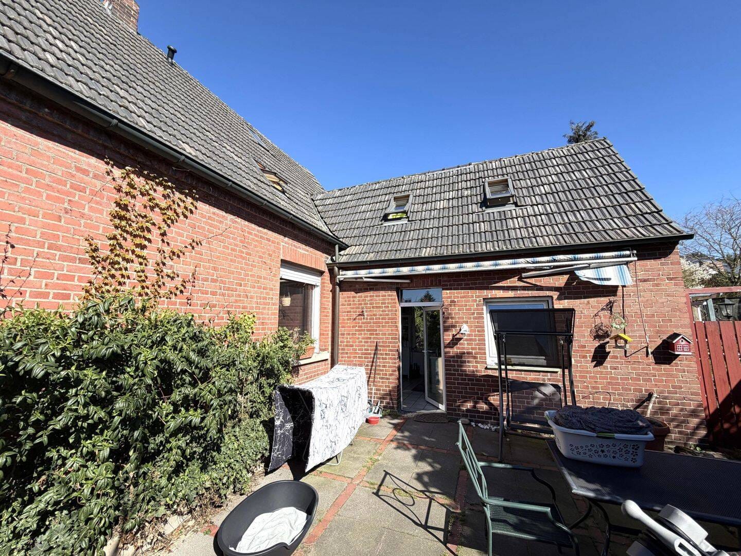 Immobilie in Emsdetten - Zuhause mit Charakter - viel Platz und Potenzial auf großzügigem Grundstück - Bild 3
