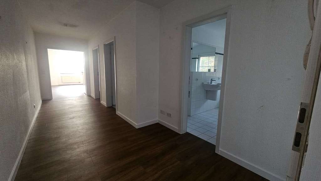 Immobilie in Stahnsdorf - Ruhige, helle 3-Zimmer Wohnung mit Balkon & Stellplatz - Bild 3